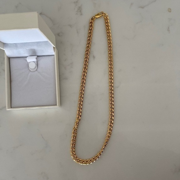 𝅺GOLD Cuban chain necklace 6MM - Picture 4 of 5